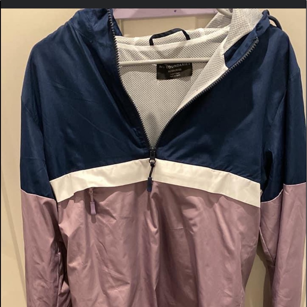 Windbreaker/ half zip rain jacket